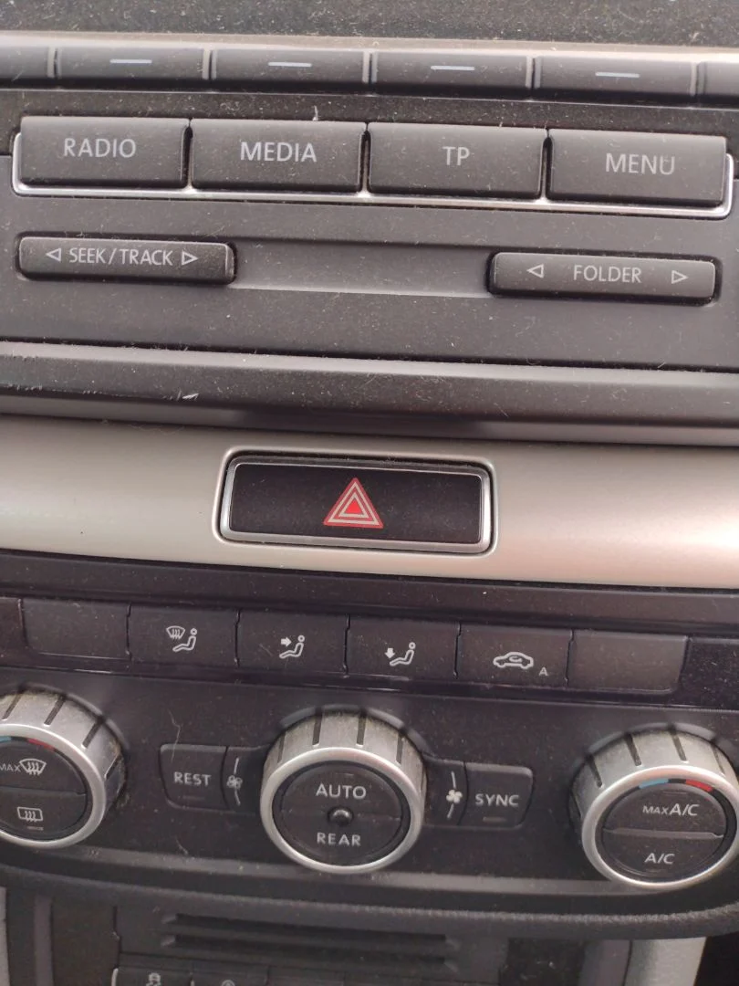 Foto de WARNING SEAT ALHAMBRA (710) 2.0 TDI (140 CV / 103 KW)