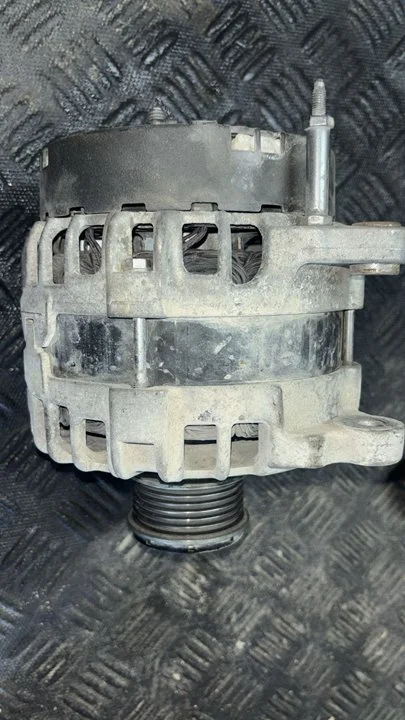 Foto de ALTERNADOR VOLKSWAGEN SHARAN (7M6/7M9) 1.9 TDI (116 CV / 85 KW) referencia 03L903023MX01