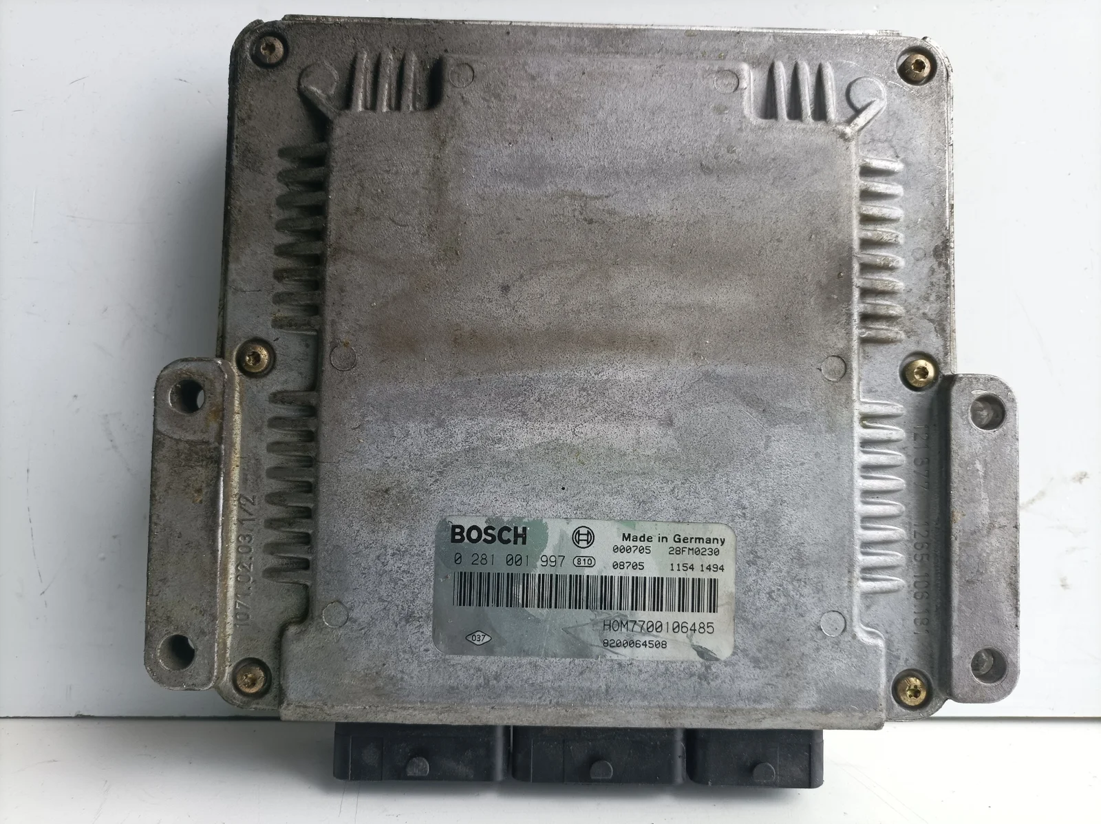 Foto de CENTRALITA MOTOR UCE RENAULT LAGUNA (B56) referencia 0281001997