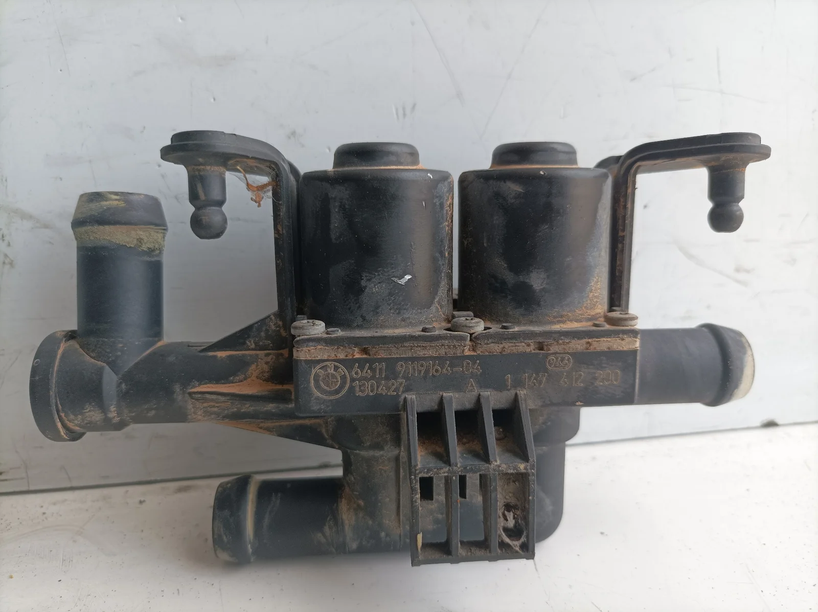 Foto de VALVULA INTERCAMBIO DE CALEFACCION BMW SERIE 7 (F01/F02) 3.0 Turbodiesel (313 CV / 230 KW) referencia 1147412200