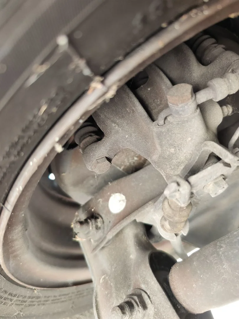 Foto de PINZA DE FRENO TRASERA IZQUIERDA VOLVO S40 BERLINA 1.6 CAT (109 CV / 80 KW)