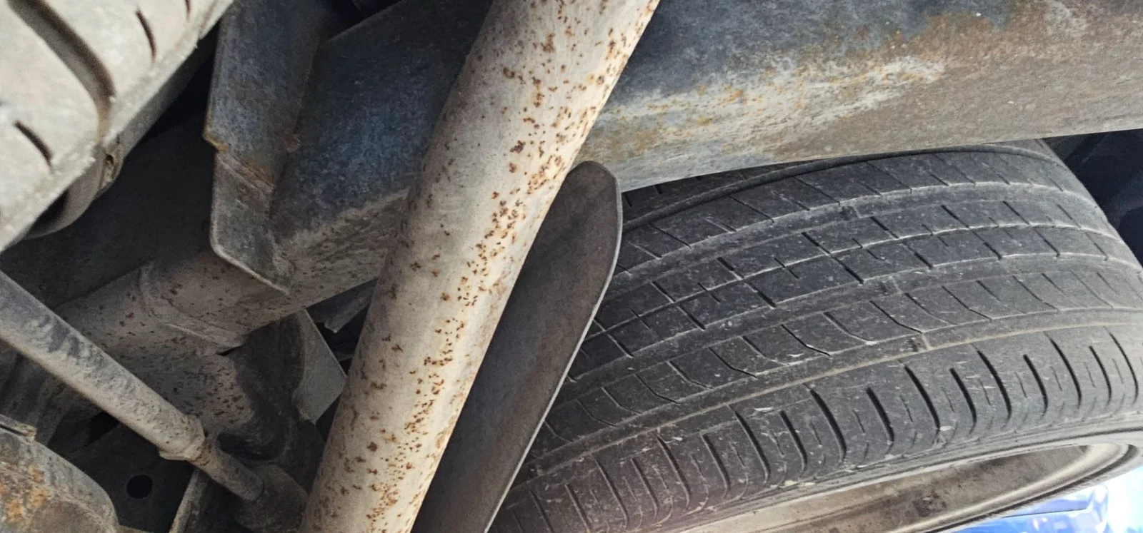 Foto de RUEDA DE REPUESTO LAND ROVER RANGE ROVER SPORT 3.6 TD V8 (272 CV / 200 KW)