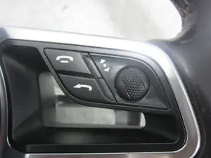 Foto de VOLANTE PORSCHE MACAN (95BA) referencia 95B959256 foto 7