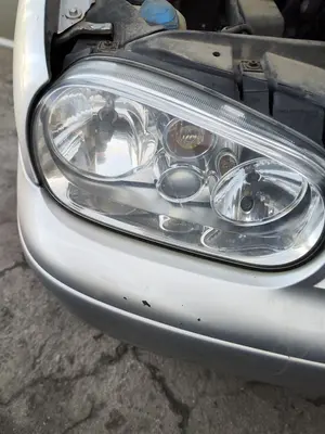 Foto de FARO DERECHO VOLKSWAGEN GOLF IV BERLINA (1J1)(10.1997) 1.9 TDI (131 CV / 96 KW)