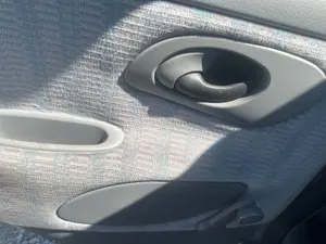 Foto de MANETA INTERIOR DELANTERA IZQUIERDA FORD MONDEO FD BERL./TURNIER 1.8 16V CAT (116 CV / 85 KW)