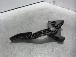 Foto de POTENCIOMETRO PEDAL OPEL ASTRA H BERLINA 1.7 16V CDTI (101 CV / 74 KW) referencia 9157998 foto 5