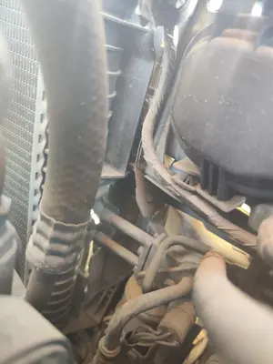 Foto de RADIADOR CALEFACCION / AIRE ACONDICIONADO RENAULT LAGUNA (B56) 2.0  (113 CV / 83 KW)