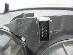 Foto de FARO DERECHO PEUGEOT 307 BREAK / SW (S1)(04.2002) 2.0 HDi CAT (90 CV / 66 KW) referencia 088035 foto 4