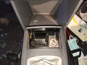 Foto de CENICERO VOLKSWAGEN POLO IV (9N1)