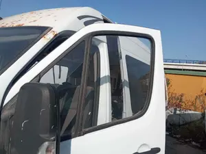 Foto de LUNA DELANTERA IZQUIERDA MERCEDES-BENZ SPRINTER II KOMBI 2.1 CDI CAT (129 CV / 95 KW) referencia 43R001025 foto 2
