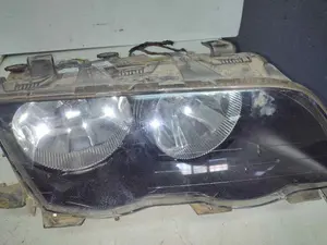 Foto de FARO DERECHO BMW SERIE 3 BERLINA (E46) referencia 0301089206