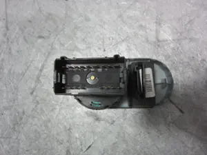 Foto de MANDO LUCES SEAT IBIZA (6L1) 1.9 TDI (101 CV / 74 KW) referencia 6L1941531AF foto 4