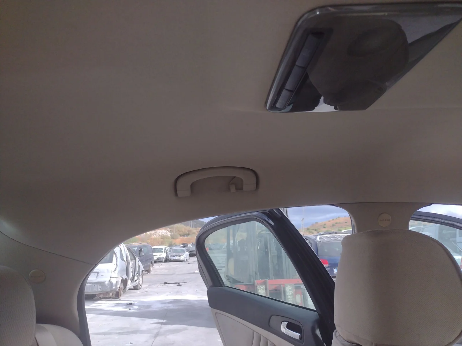Foto de ASIDERO TECHO TRASERO IZQUIERDO ALFA ROMEO 159 (140) 1.9 JTD (M) 16V CAT (150 CV / 110 KW) referencia 156061917