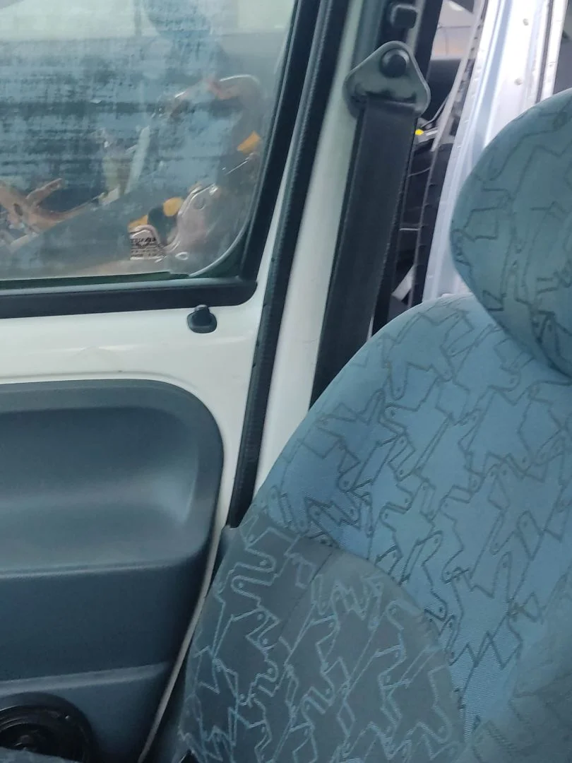 Foto de CINTURON SEGURIDAD DELANTERO DERECHO RENAULT KANGOO I (F/KC0) 1.2 (58 CV / 43 KW) referencia 8200739966