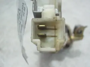 Foto de CERRADURA PUERTA TRASERA IZQUIERDA NISSAN ALMERA (N16/E) 1.8 16V CAT (116 CV / 85 KW) referencia 82553BM760 foto 4