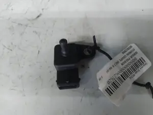Foto de SENSOR PRESION HYUNDAI COUPE (RD) referencia 3933022000