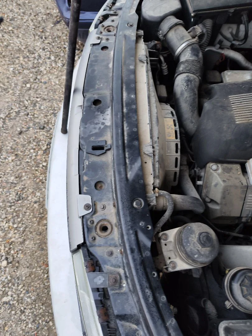 Foto de PANEL FRONTAL LAND ROVER RANGE ROVER (LM) 4.4 V8 CAT (306 CV / 225 KW)