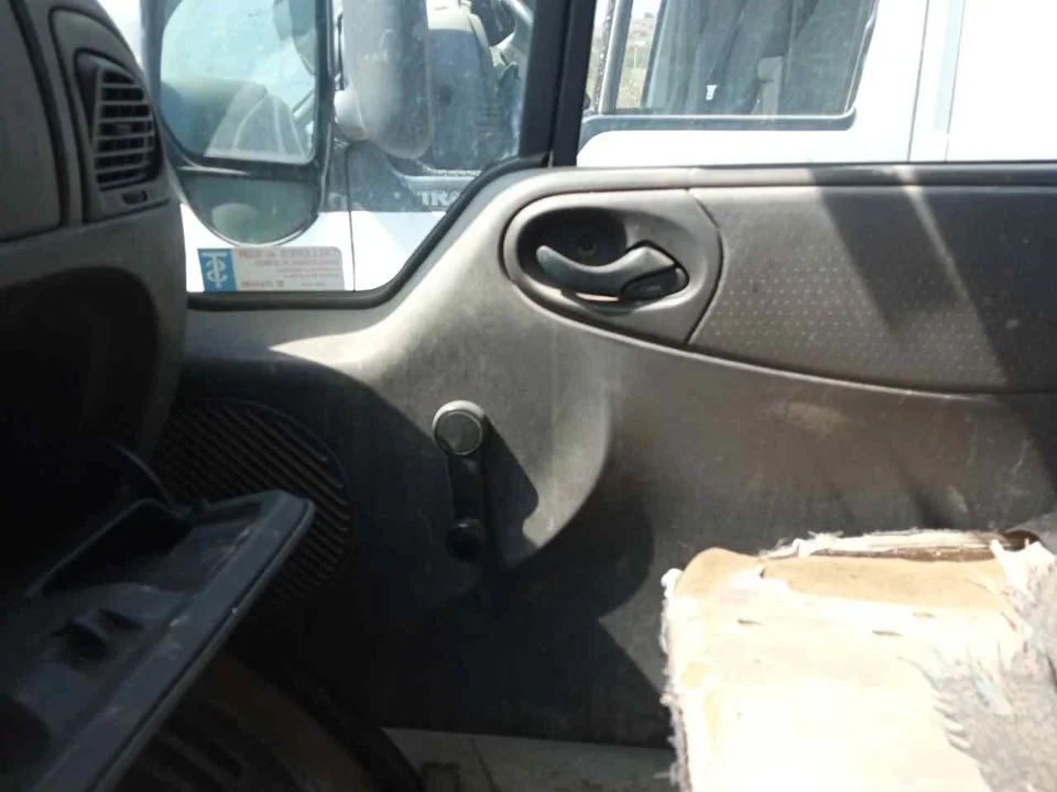 Foto de MANETA ELEVALUNAS DELANTERA DERECHA FORD TRANSIT CAJA ABIERTA (FY) 2.4 TDE CAT (125 CV / 92 KW)