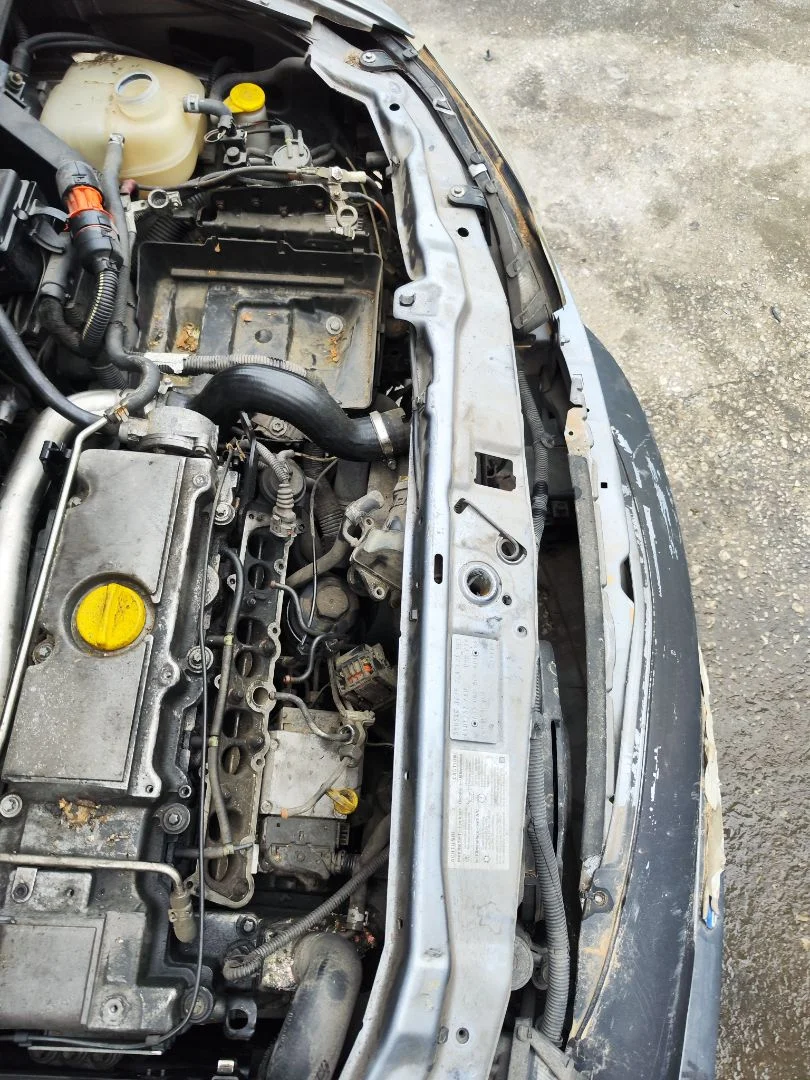 Foto de PANEL FRONTAL OPEL ZAFIRA A 2.0 DTI (101 CV / 74 KW)