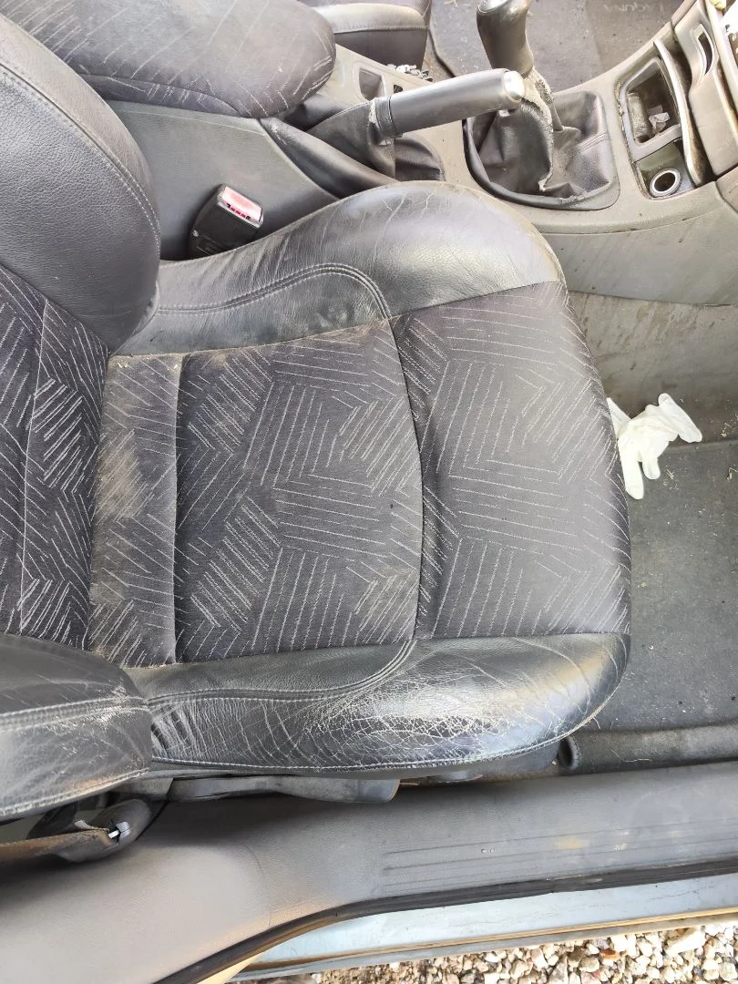 Foto de ASIENTO DELANTERO DERECHO RENAULT LAGUNA II (BG0) 1.8 CAT (120 CV / 88 KW)