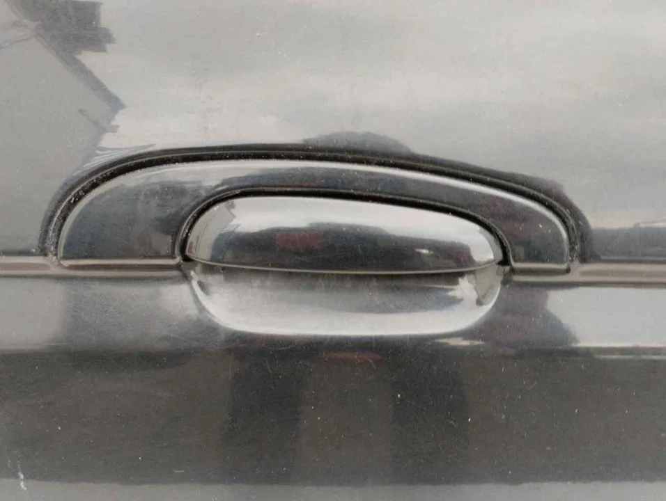 Foto de MANETA EXTERIOR DELANTERA DERECHA JAGUAR S-TYPE (03.1999) 3.0 V6 24V CAT (238 CV / 175 KW)
