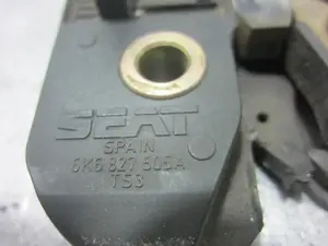 Foto de CERRADURA MALETERO / PORTON SEAT IBIZA (6K1) 1.4 (60 CV / 44 KW) referencia 6K6827505A foto 4