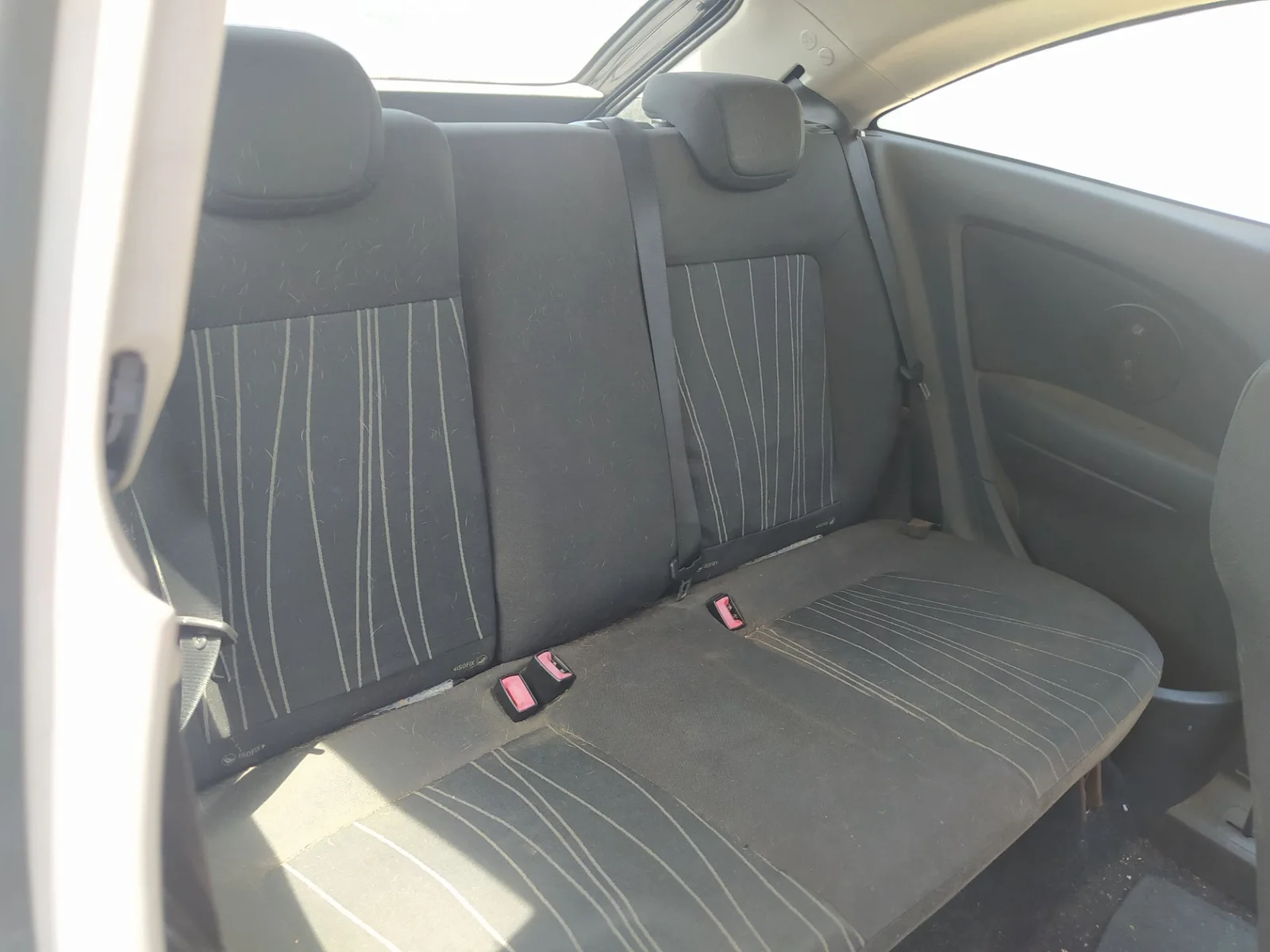 Foto de ASIENTOS TRASERO DERECHO OPEL CORSA D 1.2 16V CAT (Z 12 XEP / LB4) (80 CV / 59 KW)