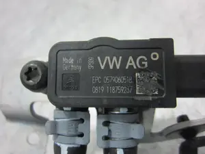 Foto de SENSOR PORSCHE MACAN (95BA) referencia 95B131551K foto 2