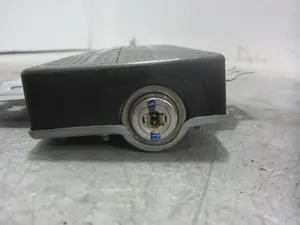 Foto de AIRBAG LATERAL DERECHO MERCEDES-BENZ CLK (BM 208) CABRIO 3.2 V6 18V CAT (218 CV / 160 KW) referencia 00270113614 foto 2