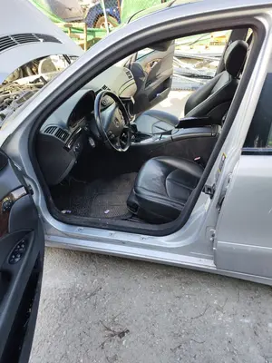 Foto de GOMAS CONTORNO PUERTA MERCEDES-BENZ CLASE E (BM 211) BERLINA 3.0 CDI CAT (190 CV / 140 KW)