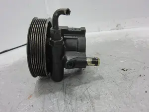 Foto de BOMBA DIRECCION RENAULT LAGUNA II GRANDTOUR (KG0) referencia 8200357347 foto 5