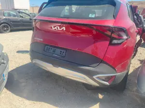 Foto de PARAGOLPES TRASERO KIA SPORTAGE (NQ5) 1.6 T-GDI CAT (160 CV / 118 KW)