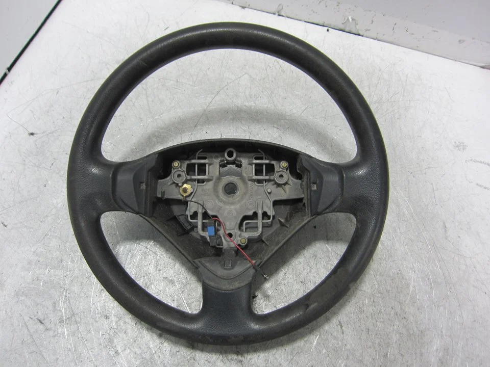 Foto de VOLANTE PEUGEOT 207 1.4 HDi FAP (68 CV / 50 KW) referencia 6045458