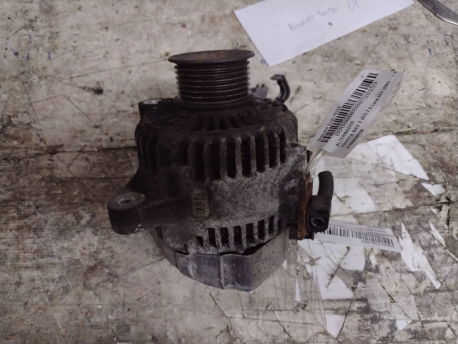 Foto de ALTERNADOR TOYOTA RAV4 (A2) 2.0 16V CAT (150 CV / 110 KW)