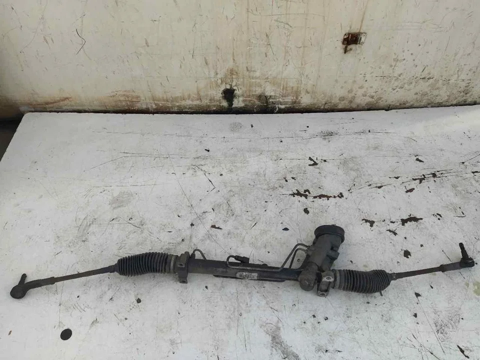 Foto de CREMALLERA DIRECCION SEAT IBIZA BERLINA (6J5) 1.6 TDI (105 CV / 77 KW) referencia 6R1423051AA