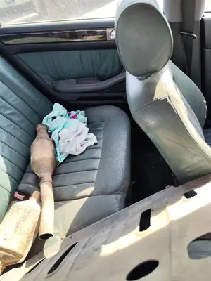 Foto de MANDO ELEVALUNAS TRASERO IZQUIERDO AUDI A6 BERLINA (4B2) 2.5 V6 24V TDI (150 CV / 110 KW)