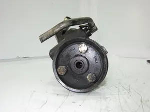 Foto de BOMBA DIRECCION FORD ESCORT BERL./TURNIER referencia 94FF3A733AA