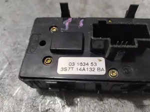 Foto de MANDO ELEVALUNAS DELANTERO IZQUIERDO FORD MONDEO TURNIER (GE) 2.0 TDCi CAT (131 CV / 96 KW) referencia 3S7T14A132BA foto 2