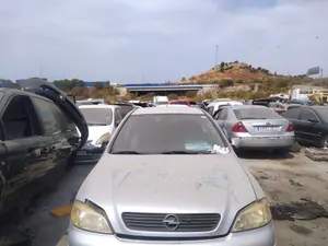Foto de PARABRISAS OPEL ASTRA G BERLINA 1.7 16V DTI CAT (Y 17 DT / LR6) (75 CV / 55 KW) referencia 90559812 foto 1