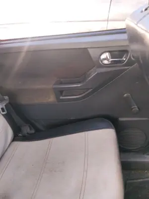 Foto de GUARNECIDO PUERTA TRASERA IZQUIERDA OPEL MERIVA 1.7 16V CDTI (101 CV / 74 KW) referencia 13123582