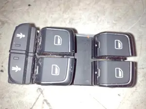 Foto de MANDO ELEVALUNAS DELANTERO IZQUIERDO AUDI RS 3 SPORTBACK (8VA) referencia 8V0959851E