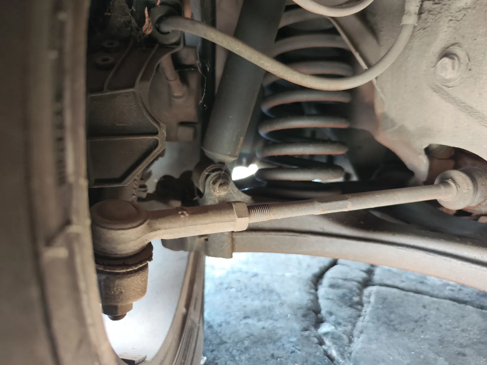 Foto de BRAZO SUSPENSION DELANTERO IZQUIERDO MERCEDES-BENZ SLK (BM 170) ROADSTER 2.0 16V CAT (136 CV / 100 KW) referencia A2023304807