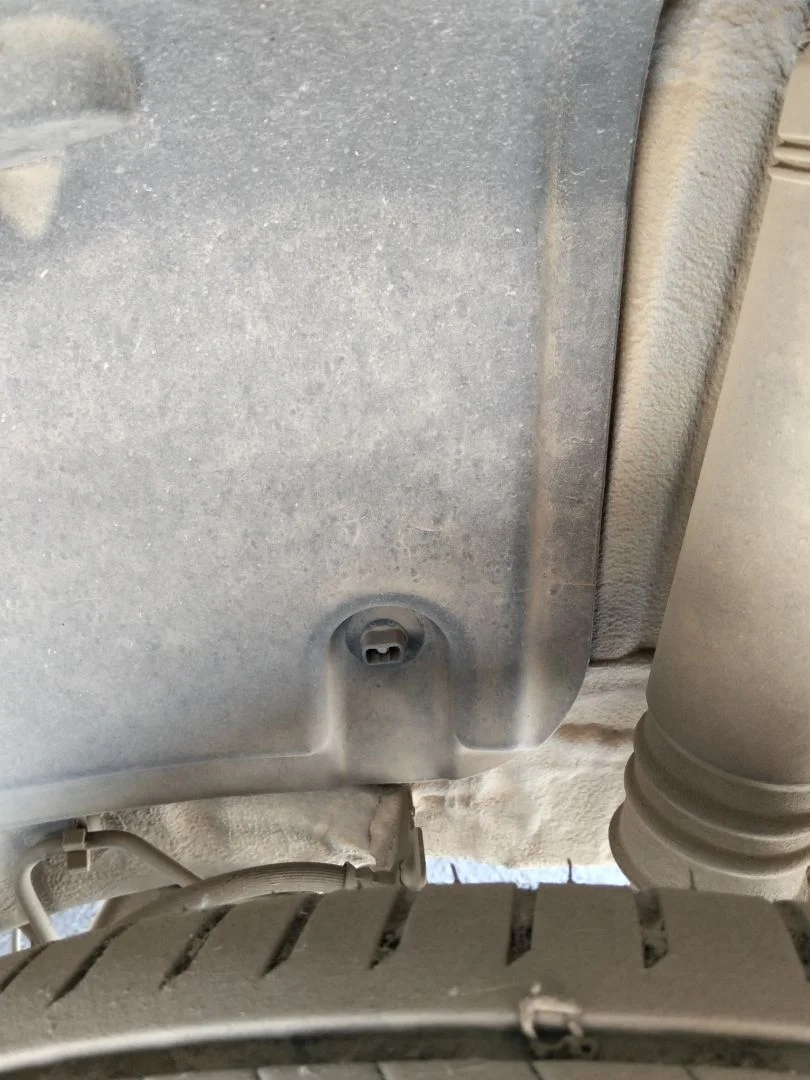 Foto de AMORTIGUADOR TRASERO IZQUIERDO NISSAN MICRA (K14) 1.0 12V CAT (71 CV / 52 KW) referencia E62105FA0D