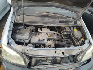 Foto de PANEL FRONTAL OPEL ZAFIRA A 2.0 DTI (101 CV / 74 KW)