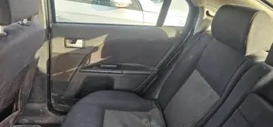 Foto de GUARNECIDO PUERTA TRASERA DERECHA FORD MONDEO TURNIER (GE) 2.0 TDCi TD CAT (116 CV / 85 KW) referencia 1331512 foto 4