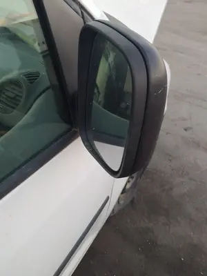 Foto de RETROVISOR DERECHO VOLKSWAGEN CADDY (2K)(02.2004) 1.9 TDI (105 CV / 77 KW)