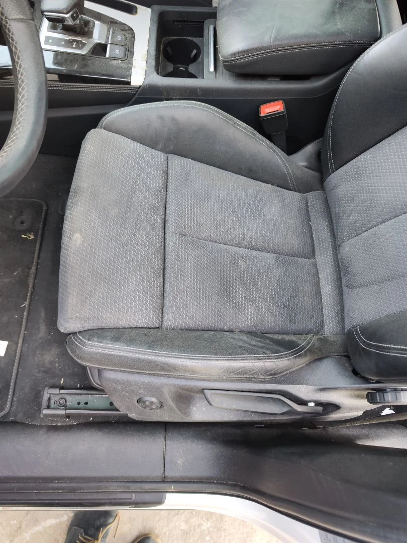 Foto de ASIENTO DELANTERO IZQUIERDO AUDI Q5 FYG Híbrido 220 kW (2.0 Ltr. - 195 kW TFSI) (299 CV / 220 KW) referencia 80A881105G