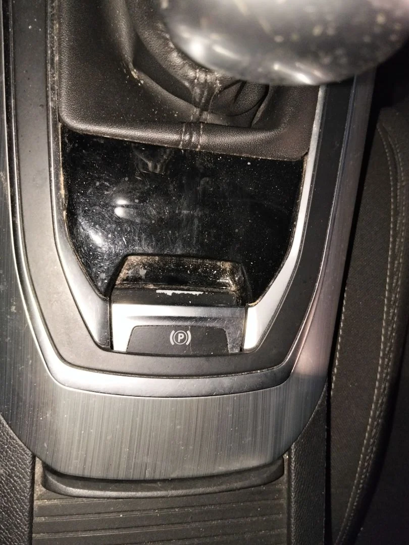 Foto de FRENO DE MANO ELECTRICO PEUGEOT 308