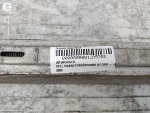 Foto de INTERCOOLER OPEL VIVARO FURGÓN/COMBI 2.0 16V CDTI (114 CV / 84 KW) referencia 0000 foto 4
