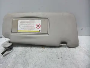 Foto de PARASOL DERECHO PEUGEOT 407 2.0 16V HDi FAP CAT (RHR / DW10BTED4) (136 CV / 100 KW) referencia 8143NZ foto 2